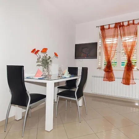 Marieta Apartment